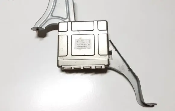 Lexus RX 300 Central body control module 8922148010 2440000010