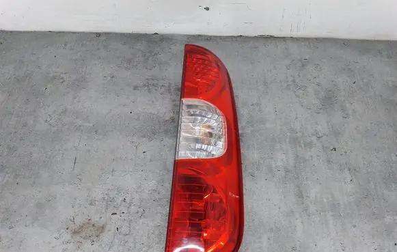Rear/tail lights