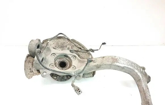 Audi A4 S4 B6 8E 8H Front wheel hub spindle knuckle 8E0407242A 0382301BB