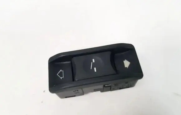 BMW 7 E38 Sunroof switch 03015000 61.31-8352182