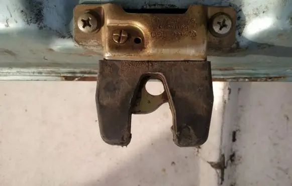 Volkswagen Jetta II Tailgate/trunk/boot lock/catch/latch