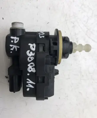 Headlight level adjustment motor