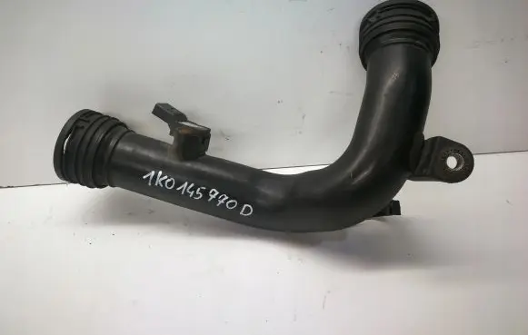 Audi A3 S3 8P Air intake hose/pipe 1K0145770D