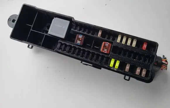 Ford Kuga II Fuse module