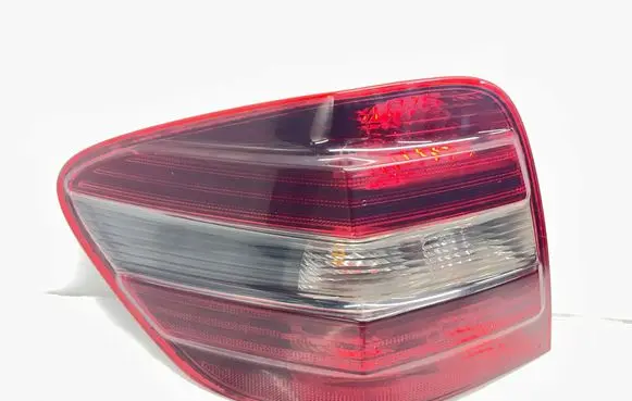 Mercedes-Benz ML W164 Rear/tail lights 404101L