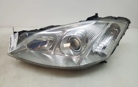 Mercedes-Benz S W221 Headlight/headlamp A2218204561