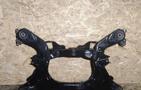 Infiniti Q70 Y51 Rear subframe 