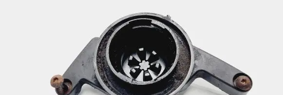 Nissan Primastar Oil fill pipe 61014D
