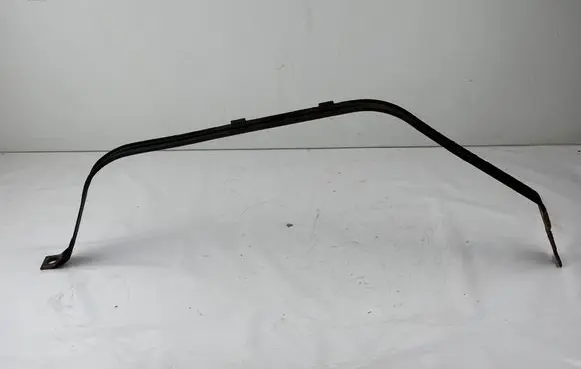 Chrysler Sebring (JS) Fuel tank mounting bracket 
