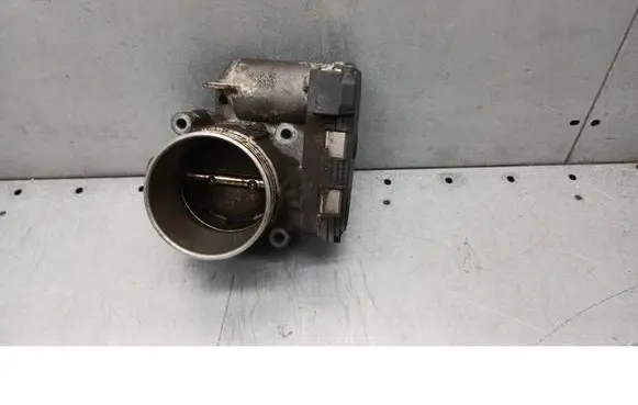 Volvo S60 Throttle valve 30711554