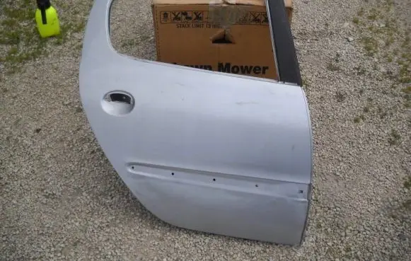 Peugeot 206 Front door