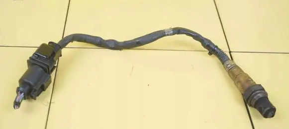 Renault Megane III Lambda probe sensor R9M402