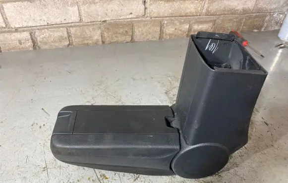 Skoda Fabia Mk3 (NJ) Armrest 6V0864207