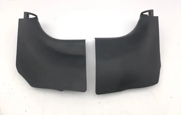 Foot area side trim