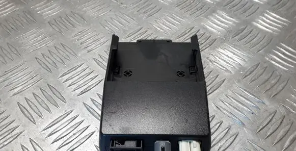 Mercedes-Benz E W212 Phone control unit/module A1728100011