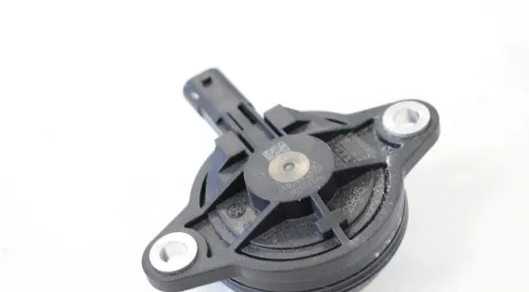Audi Q7 4M Turbo solenoid valve 06M109259K