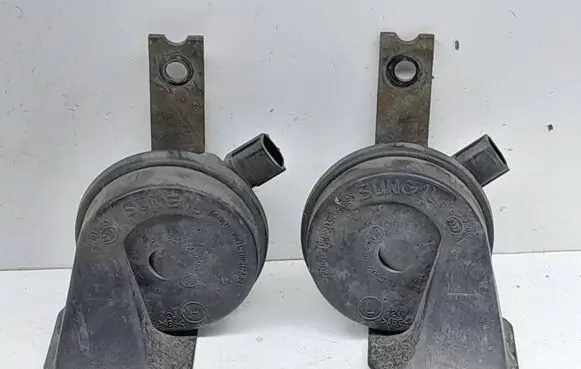 SsangYong Korando Horn signal 28R000073