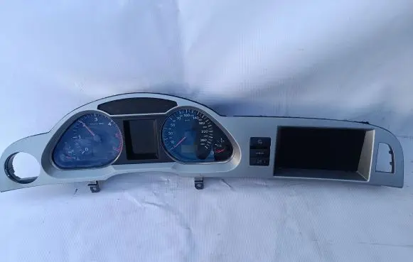 Audi A6 S6 C6 4F Speedometer (instrument cluster) 4F0920933J 4F0919603B 4F0920930C