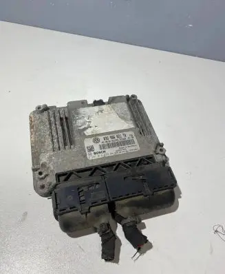 Volkswagen Golf V Engine control unit/module 03G906021TQ 03G906021AB 0281014623