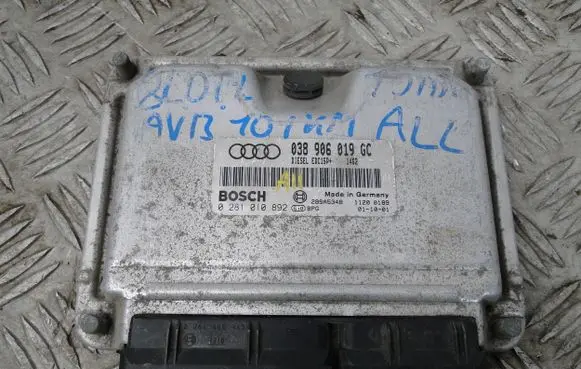 Audi A3 S3 8L Other control units/modules 038906019GC