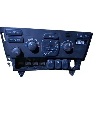 Volvo XC70 Climate control unit 8697140