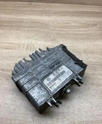 Volkswagen Polo III 6N 6N2 6NF Engine control unit/module ECU 030906027AJ 0261204824