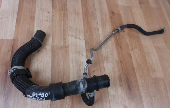 Nissan X-Trail T32 Engine coolant pipe/hose NF10VA