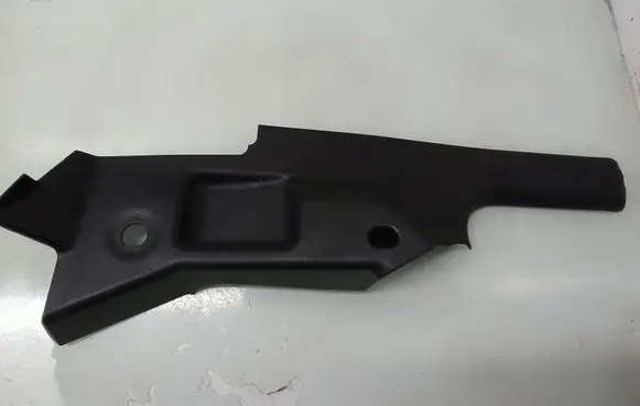 Mercedes-Benz E W210 Rear sill trim cover 2106802735