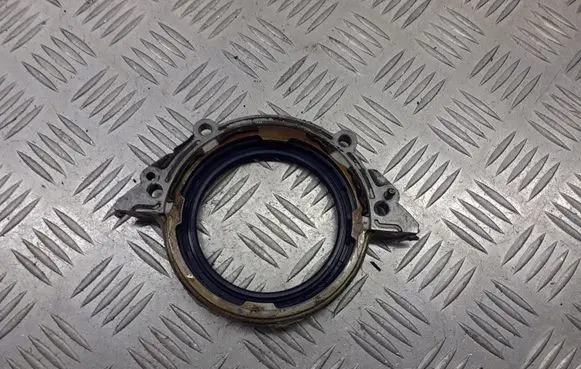 Nissan Micra Crankshaft Holder 