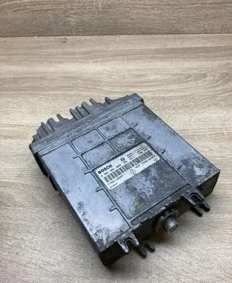 Renault Scenic I Engine control unit/module ECU 7700110647 7700105953 0281001809