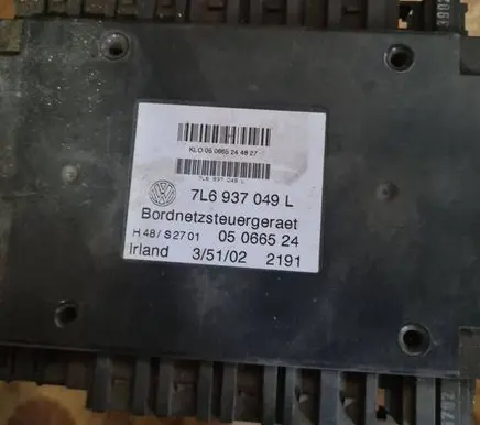 Volkswagen Touareg I Comfort/convenience module 7L6937049L 05066524 H48S2701