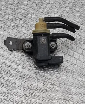 Seat Ibiza IV (6J,6P) Turbo solenoid valve 1K0906627B 13967 4011464A
