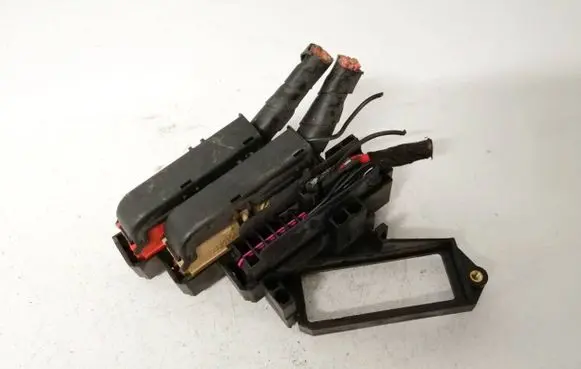 Audi Q7 4L Fuse box set 4l0971845a