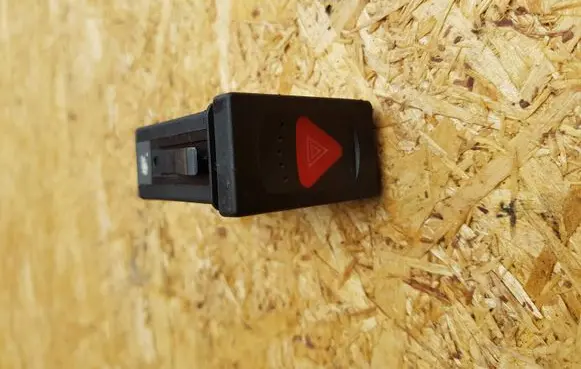 Seat Alhambra (Mk1) Hazard light switch 7M3953235