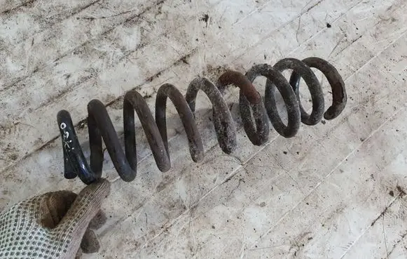 BMW 3 E90 E91 Rear coil spring NOCODE