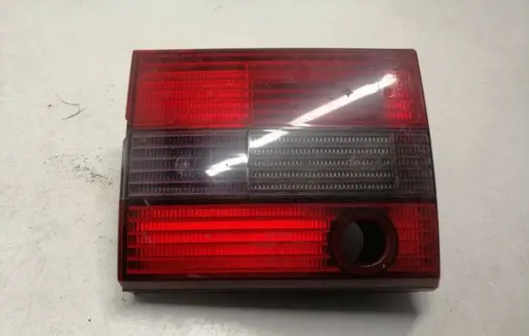 Volkswagen PASSAT B4 Tailgate rear/tail lights 3A9945108