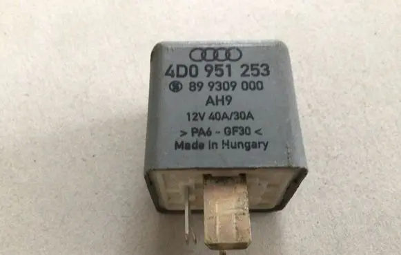 Audi A6 S6 C5 4B Other relay 4D0951253 372
