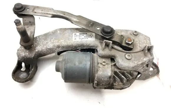 Front wiper linkage and motor
