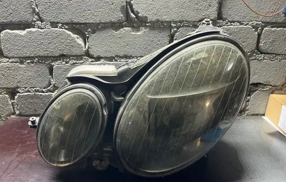 Mercedes-Benz E W211 Headlight/headlamp