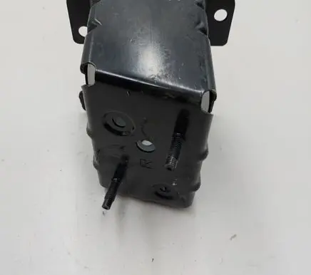 Nissan Leaf II (ZE1) Rear shock/impact absorber stay/bar 