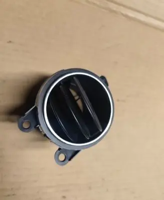 Dashboard side air vent grill/cover trim