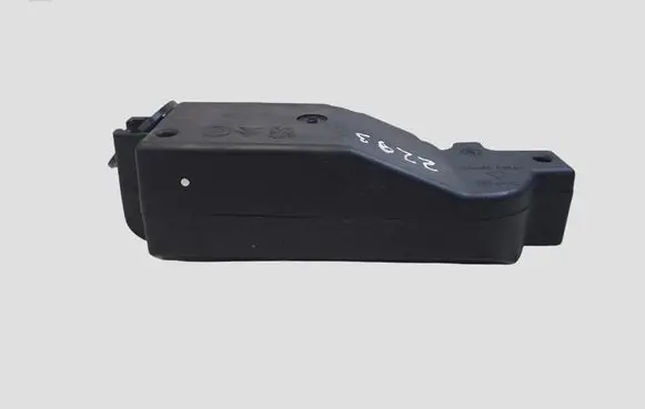 Peugeot 607 Tailgate/trunk/boot lock/catch/latch 9653831780 13050605