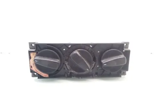 Volkswagen Golf III Climate control unit 1H0819045
