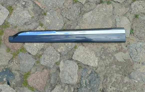 Volvo XC90 Front door trim (molding) 13787716