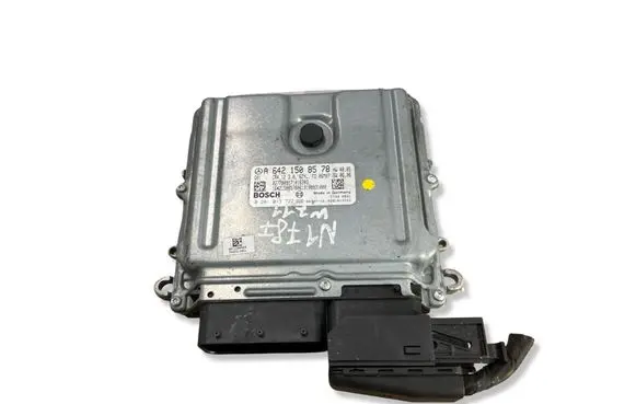 Mercedes-Benz E W211 Engine control unit/module ECU 0281013722 A6421508578