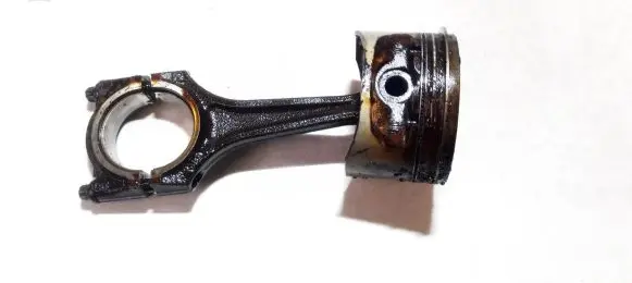 Opel Tigra A Piston with connecting rod