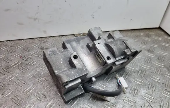 Steering wheel lock