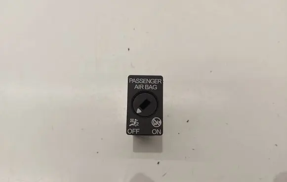 Volkswagen PASSAT B8 Passenger airbag on/off switch 5Q0919237