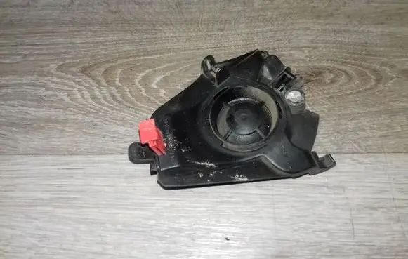 Volvo V70 Parcel shelf speaker 8633992