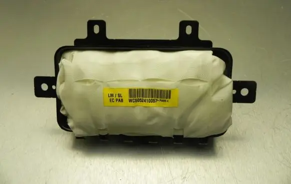 KIA Sportage Passenger airbag 845303U000 M1818